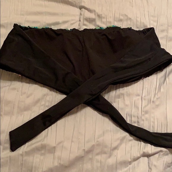 Bathing suit top - Picture 2 of 3